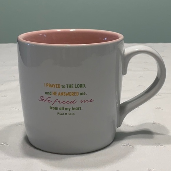 Lighthouse Christian Products Co. Other - BE free Ceramic Coffee Mug Verse Psalm 34:4​